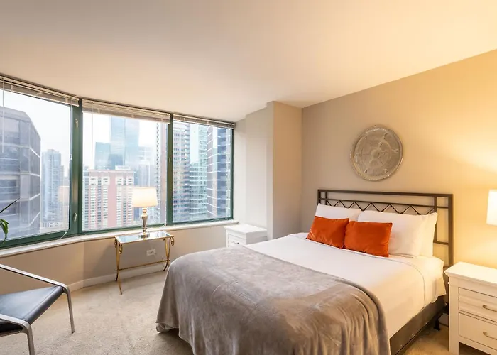 Captivating With Pier Views, Pool And Gym Apartamento