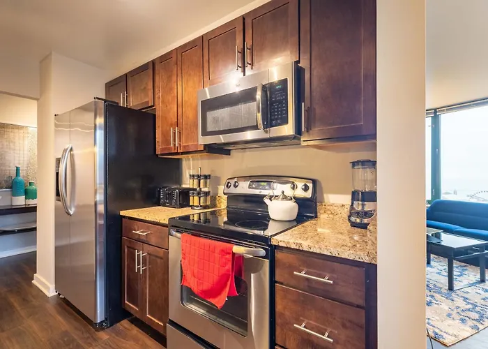 Apartamento Captivating With Pier Views, Pool And Gym